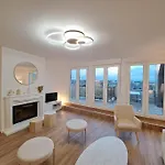 Appartamento Le Biarritz - Vue Cathédrale Et Parking Gratuit Reims