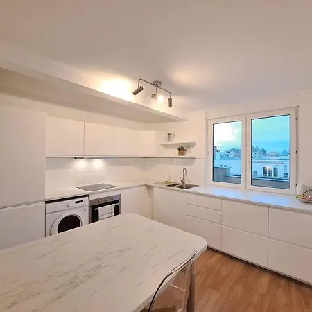 Le Biarritz - Vue Cathédrale Et Parking Gratuit *