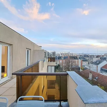 Le Biarritz - Vue Cathédrale Et Parking Gratuit Appartamento Reims