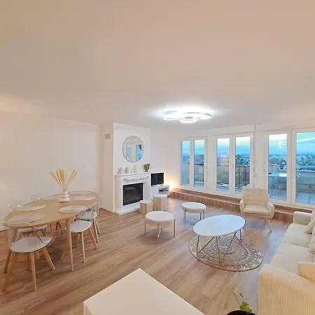 Le Biarritz - Vue Cathédrale Et Parking Gratuit Apartamento