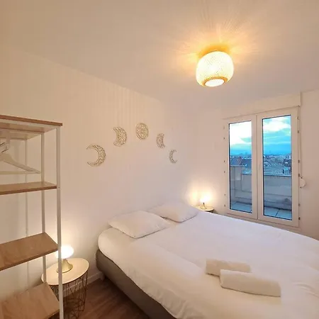 Le Biarritz - Vue Cathédrale Et Parking Gratuit * Reims