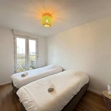 Le Biarritz - Vue Cathédrale Et Parking Gratuit * Reims